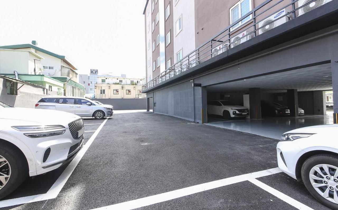 H Avenue Hotel In Gyeongju Exterior foto