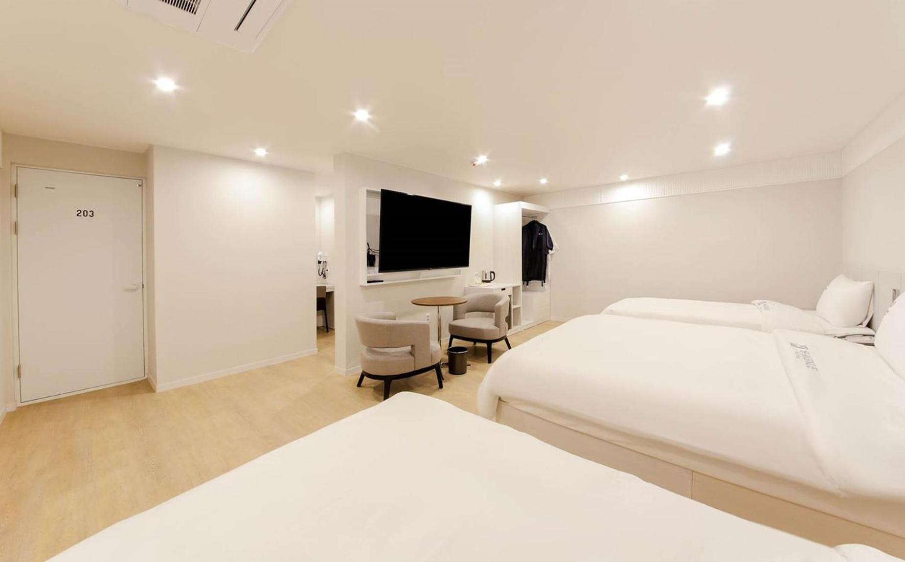 H Avenue Hotel In Gyeongju Exterior foto