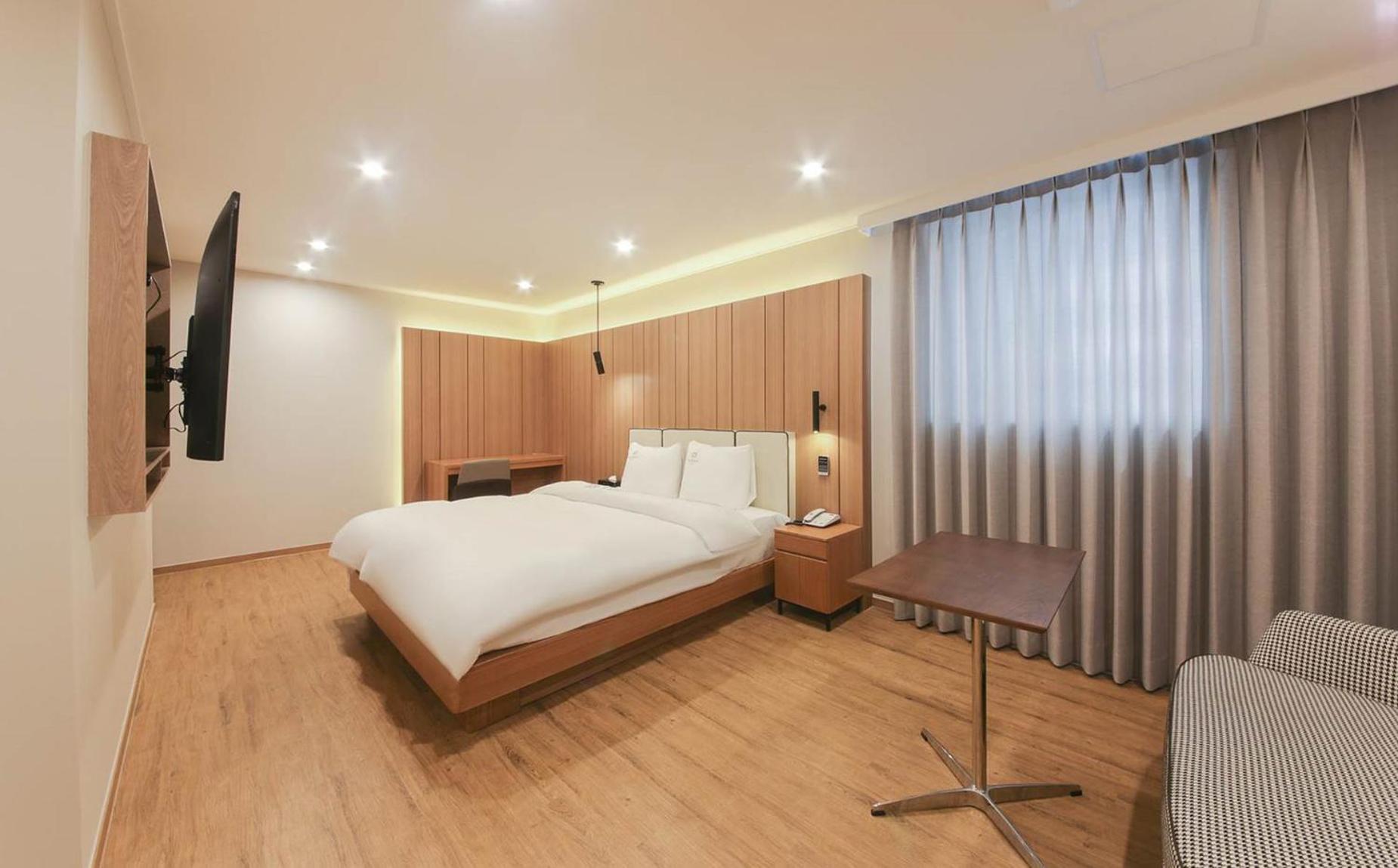 H Avenue Hotel In Gyeongju Exterior foto