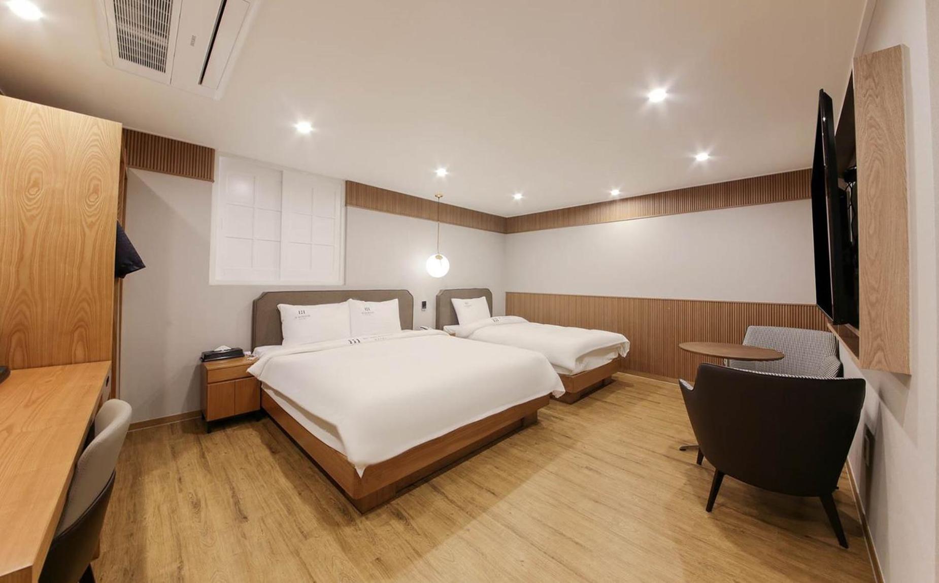 H Avenue Hotel In Gyeongju Exterior foto