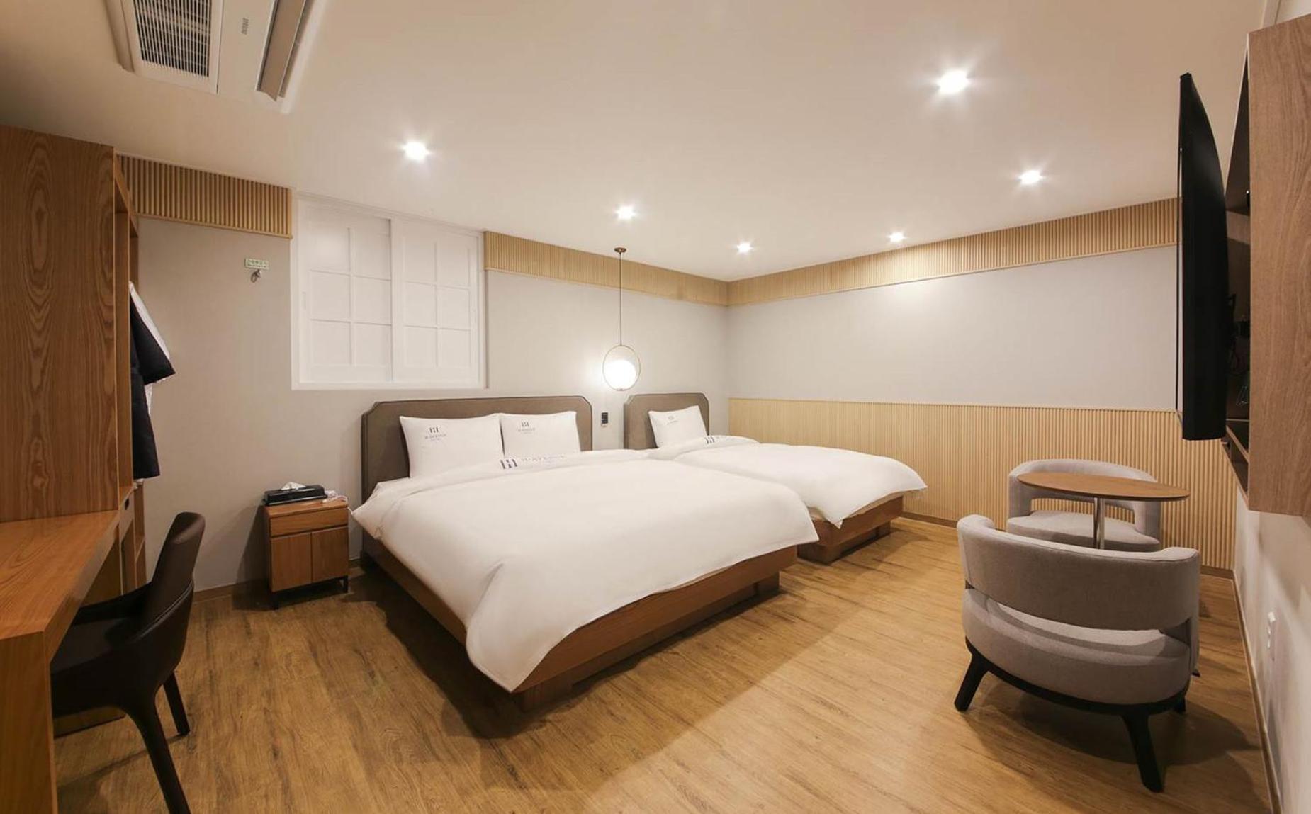 H Avenue Hotel In Gyeongju Exterior foto
